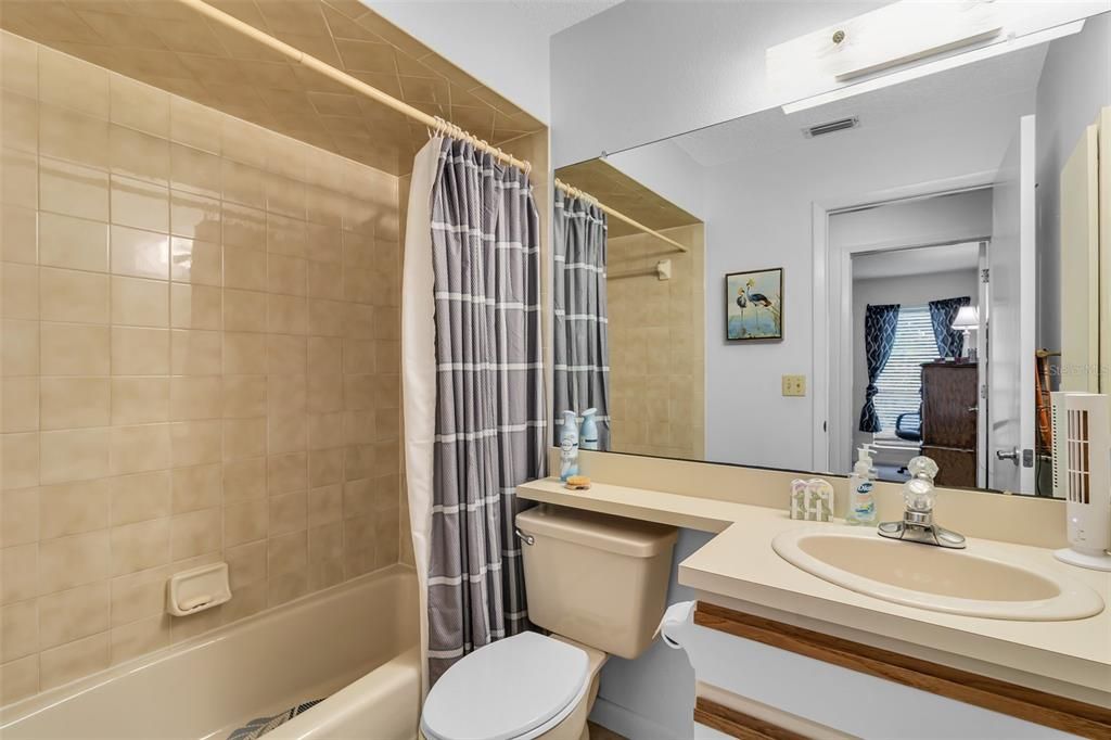 En Venta: $349,500 (2 camas, 2 baños, 1346 Pies cuadrados)