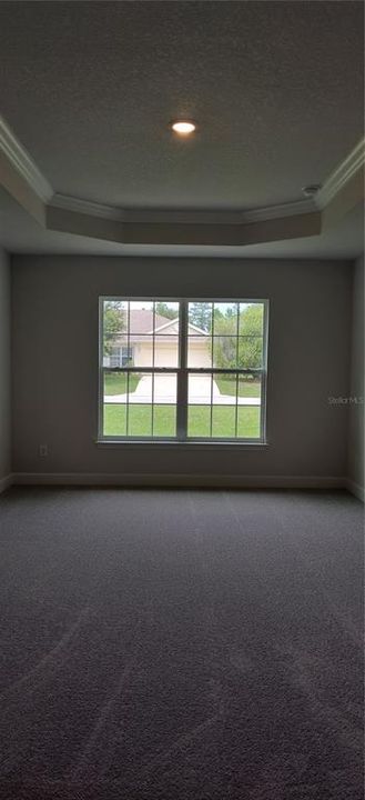 Active With Contract: $311,250 (3 beds, 2 baths, 2010 Square Feet)