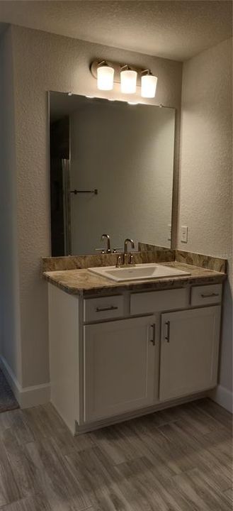 Active With Contract: $311,250 (3 beds, 2 baths, 2010 Square Feet)