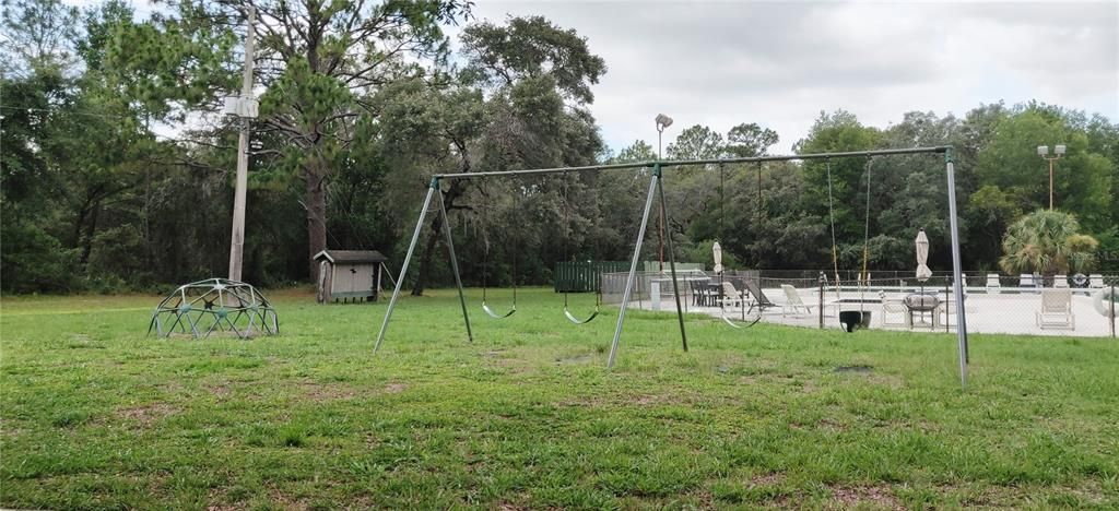 Active With Contract: $311,250 (3 beds, 2 baths, 2010 Square Feet)