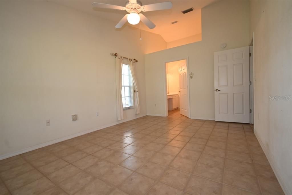 En Venta: $224,900 (2 camas, 2 baños, 1308 Pies cuadrados)