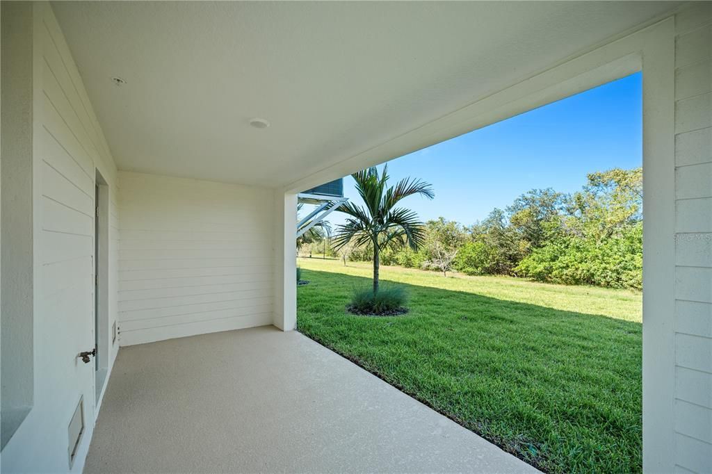 Active With Contract: $649,000 (3 beds, 2 baths, 2467 Square Feet)