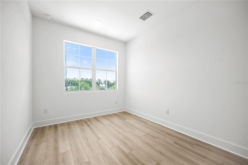 Active With Contract: $649,000 (3 beds, 2 baths, 2467 Square Feet)