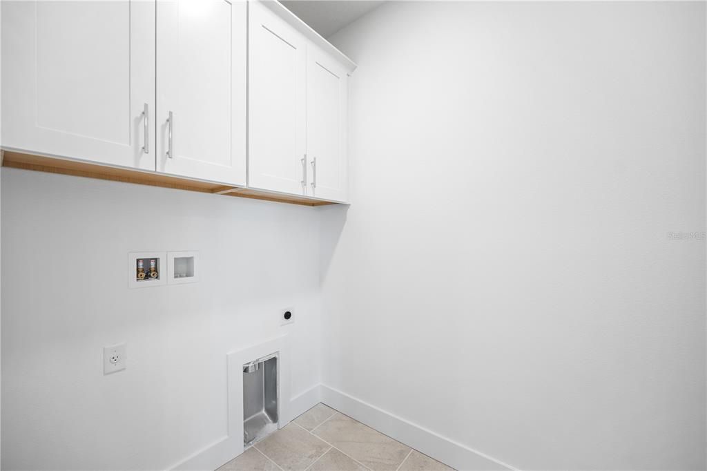 Active With Contract: $649,000 (3 beds, 2 baths, 2467 Square Feet)