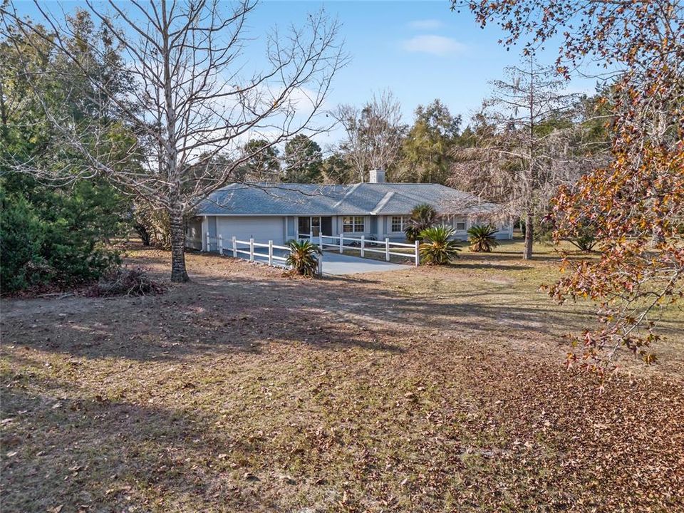 Activo con contrato: $439,000 (3 camas, 2 baños, 1836 Pies cuadrados)