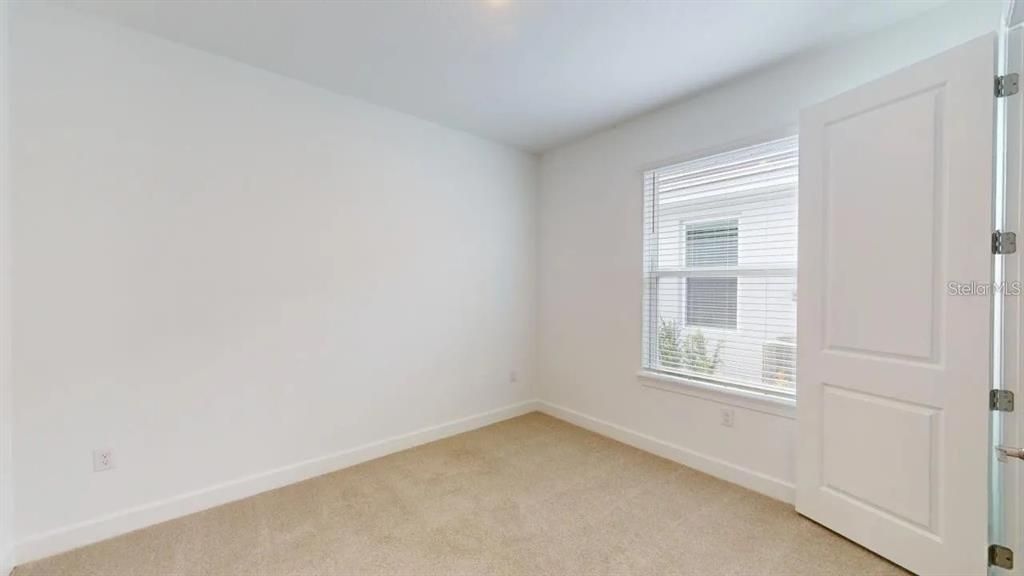 For Rent: $3,600 (3 beds, 2 baths, 1886 Square Feet)