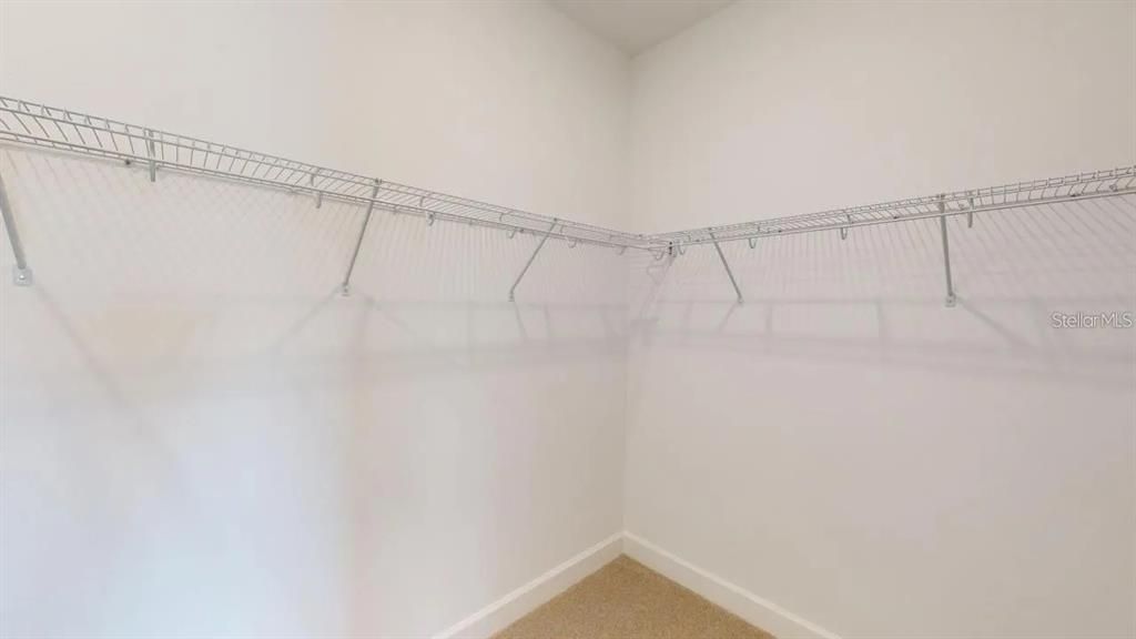 For Rent: $3,600 (3 beds, 2 baths, 1886 Square Feet)