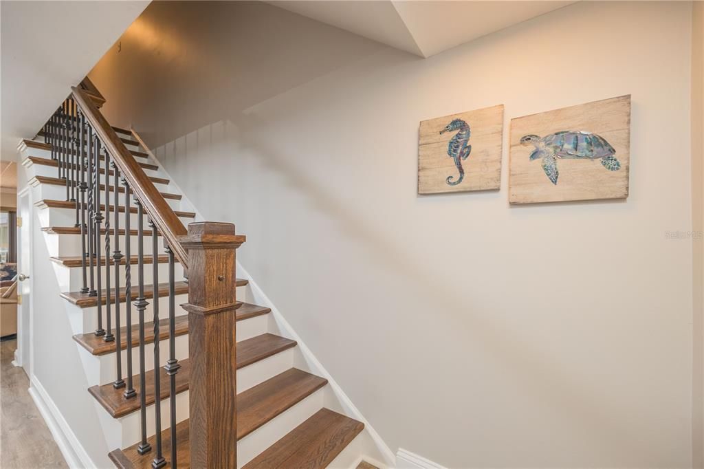 For Sale: $645,000 (2 beds, 2 baths, 1008 Square Feet)