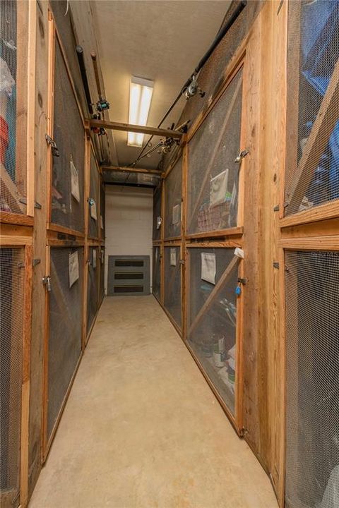 For Sale: $645,000 (2 beds, 2 baths, 1008 Square Feet)