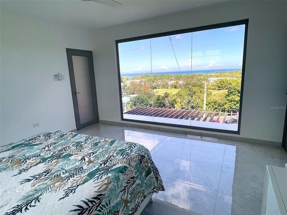 На продажу: $1,200,000 (3 спален, 3 ванн, 1600 Квадратных фут)