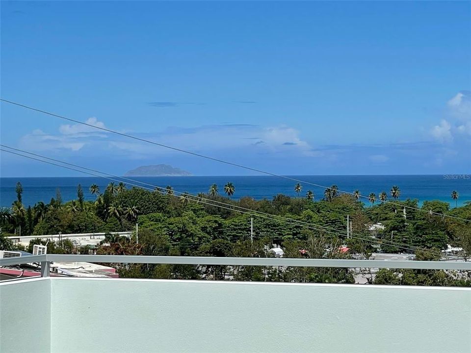 На продажу: $1,200,000 (3 спален, 3 ванн, 1600 Квадратных фут)