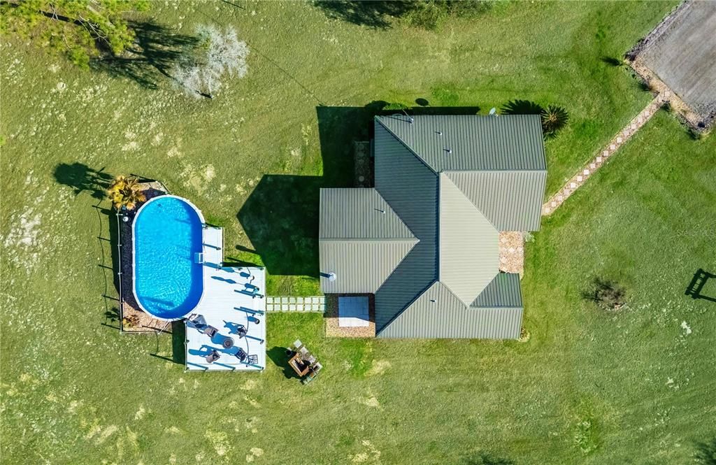 For Sale: $599,000 (3 beds, 2 baths, 1810 Square Feet)