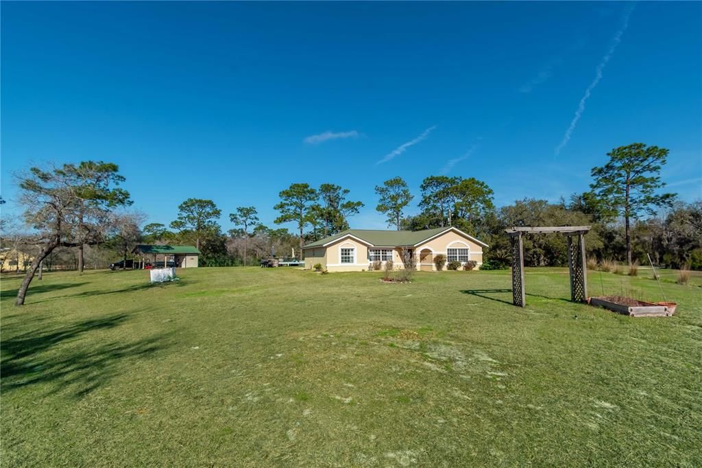 For Sale: $599,000 (3 beds, 2 baths, 1810 Square Feet)