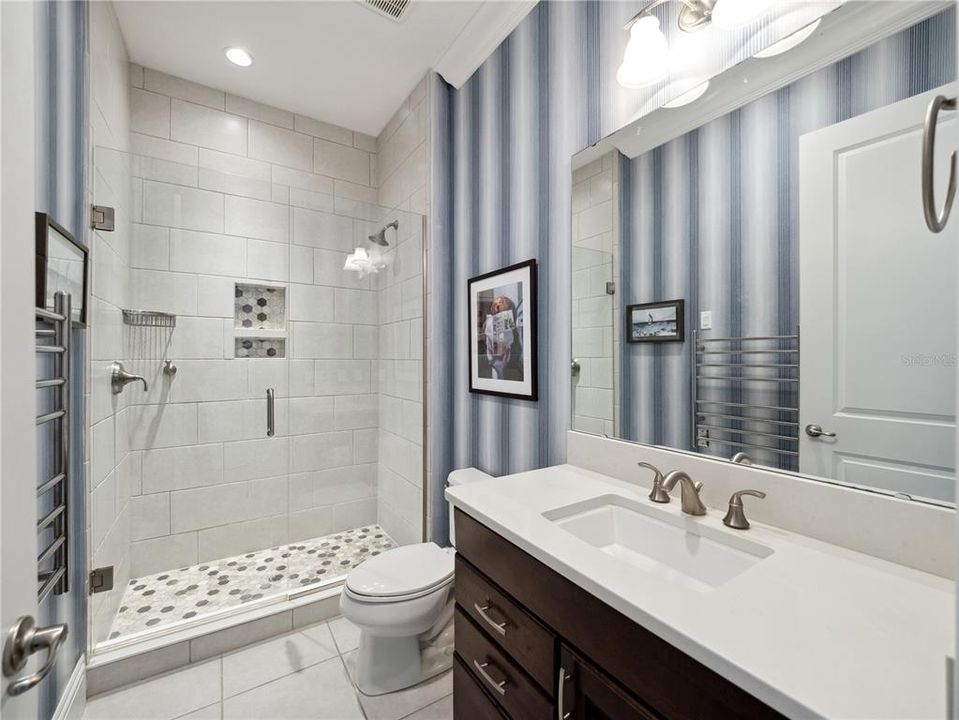 En Venta: $5,000,000 (6 camas, 6 baños, 6855 Pies cuadrados)