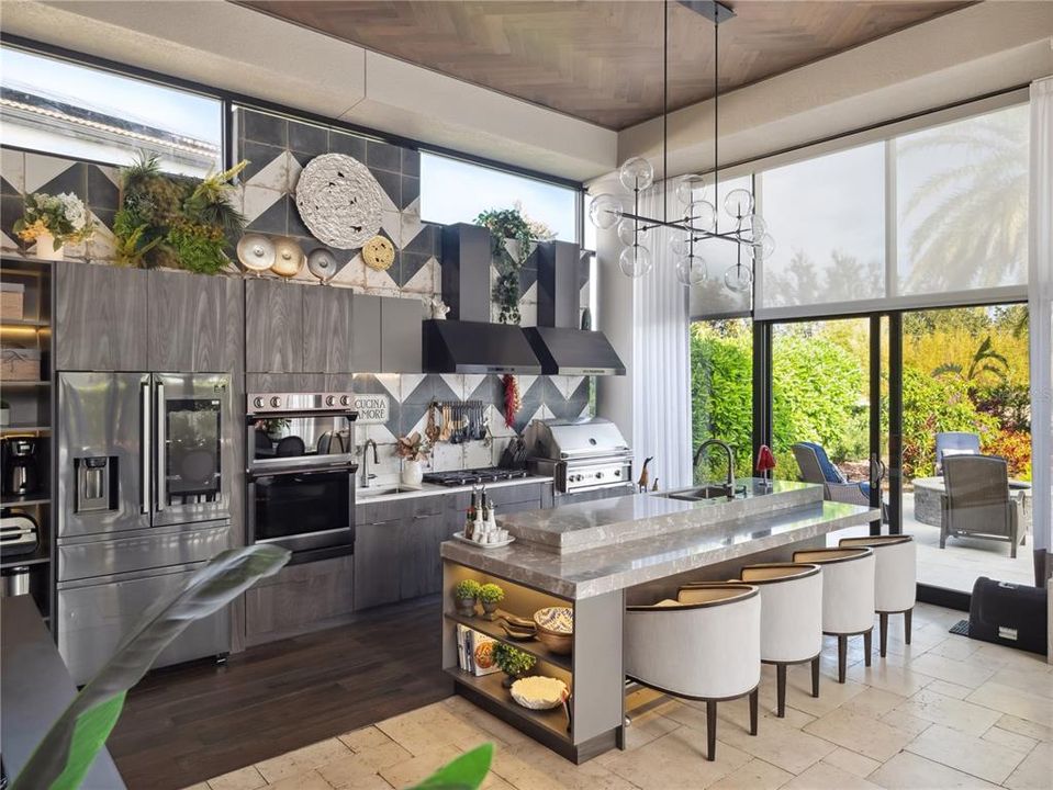 En Venta: $5,000,000 (6 camas, 6 baños, 6855 Pies cuadrados)