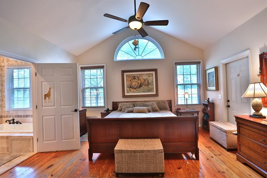 待售: $2,789,000 (4 贝兹, 4 浴室, 2724 平方英尺)