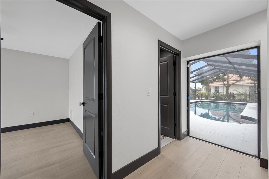 На продажу: $1,325,000 (4 спален, 2 ванн, 3023 Квадратных фут)