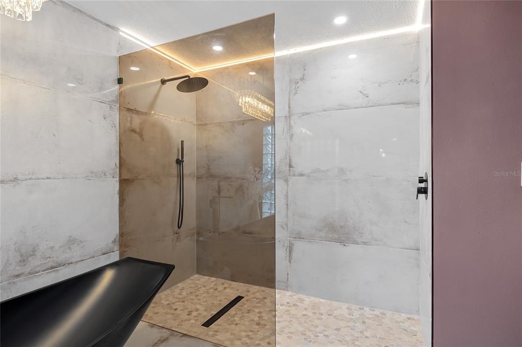 На продажу: $1,325,000 (4 спален, 2 ванн, 3023 Квадратных фут)