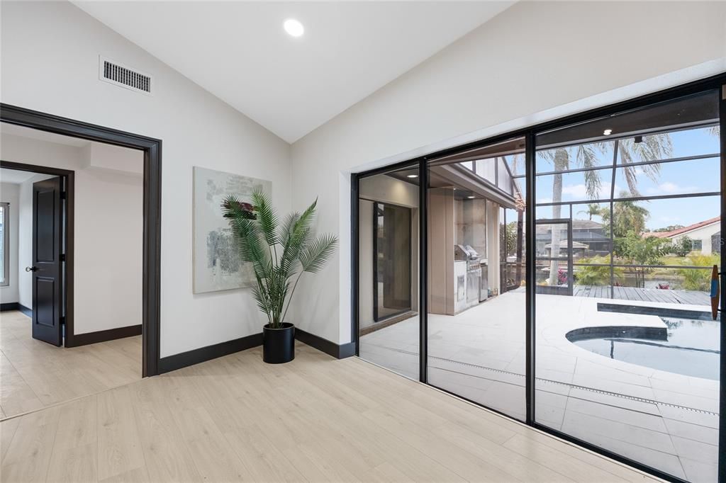 На продажу: $1,325,000 (4 спален, 2 ванн, 3023 Квадратных фут)