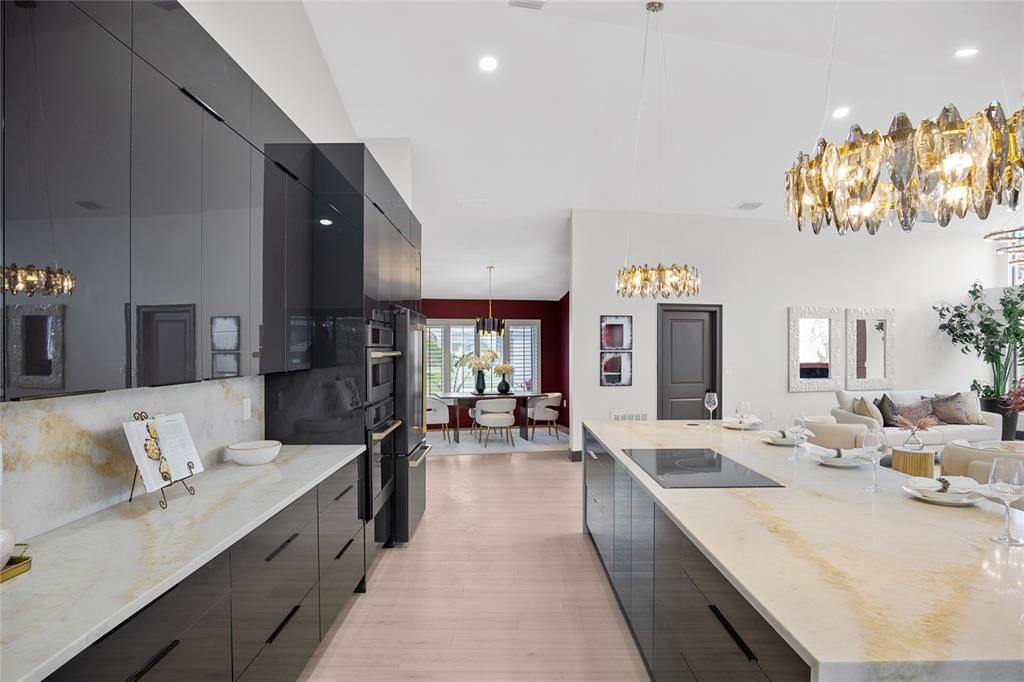 На продажу: $1,325,000 (4 спален, 2 ванн, 3023 Квадратных фут)