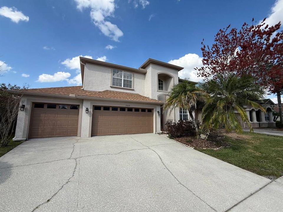 Недавно арендовано: $3,100 (5 спален, 3 ванн, 2476 Квадратных фут)