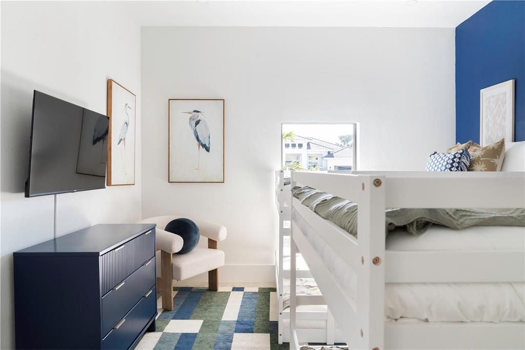 For Rent: $35,000 (5 beds, 3 baths, 2250 Square Feet)