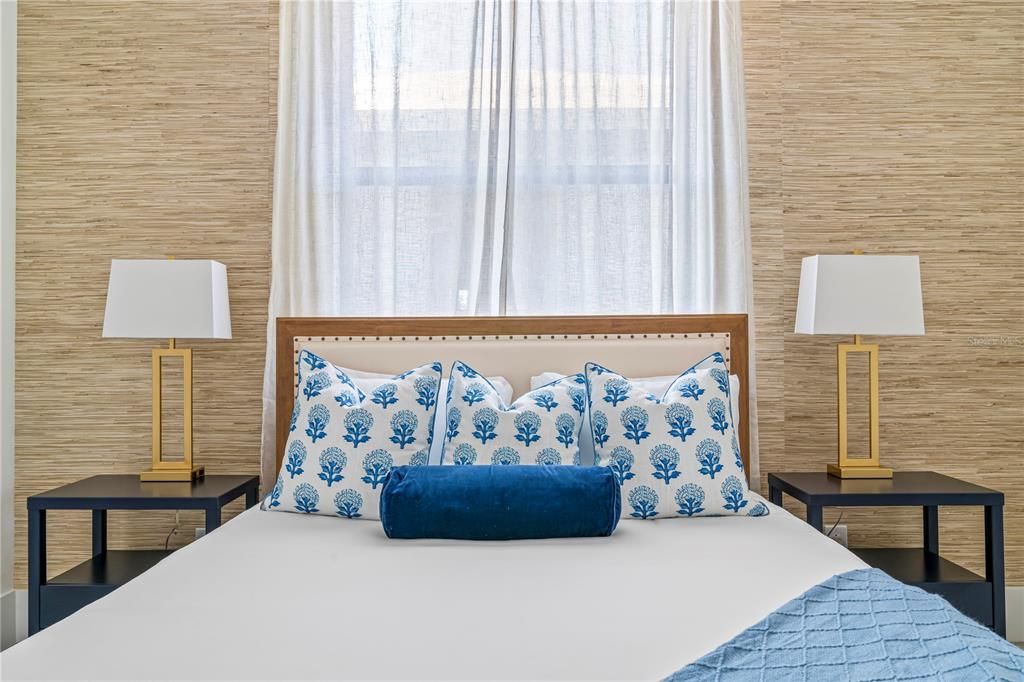 For Rent: $35,000 (5 beds, 3 baths, 2250 Square Feet)