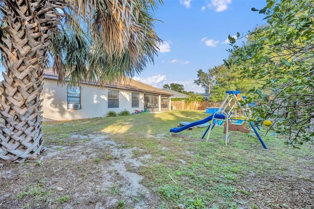 На продажу: $315,000 (4 спален, 2 ванн, 2172 Квадратных фут)