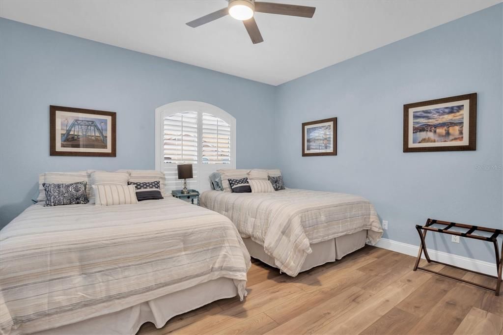 En Venta: $759,000 (3 camas, 2 baños, 2626 Pies cuadrados)