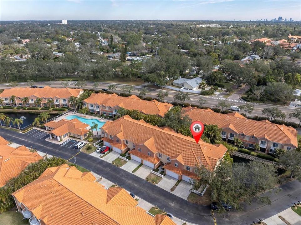 En Venta: $759,000 (3 camas, 2 baños, 2626 Pies cuadrados)