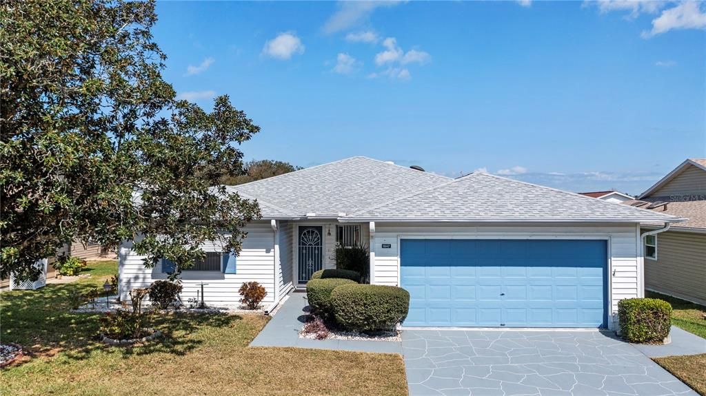 Recently Sold: $229,900 (3 beds, 2 baths, 1724 Square Feet)