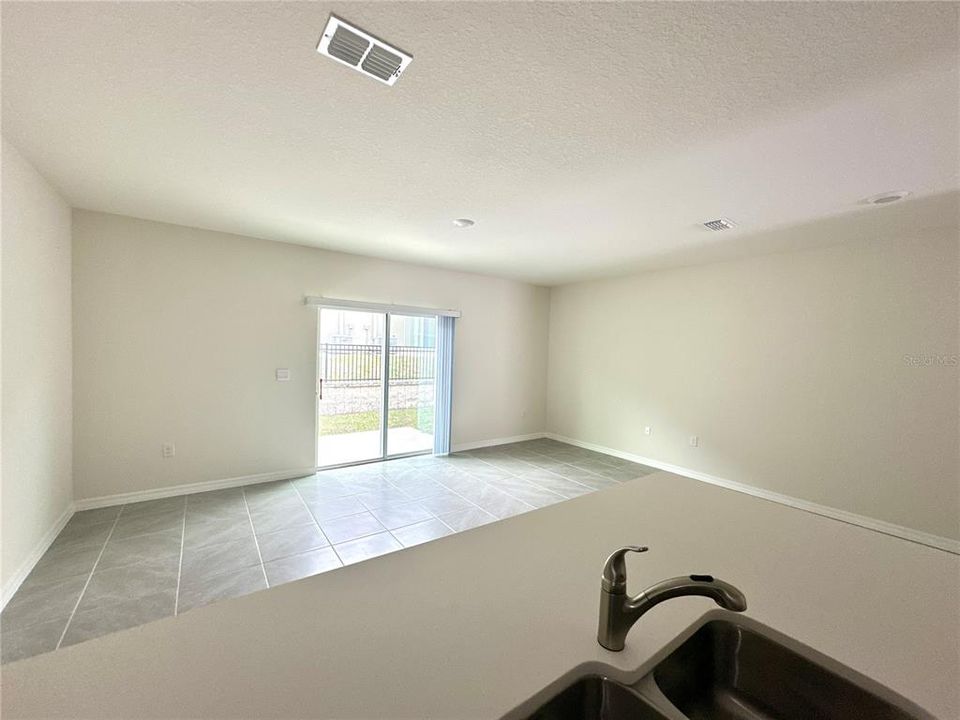 En Renta: $1,900 (3 camas, 2 baños, 1464 Pies cuadrados)