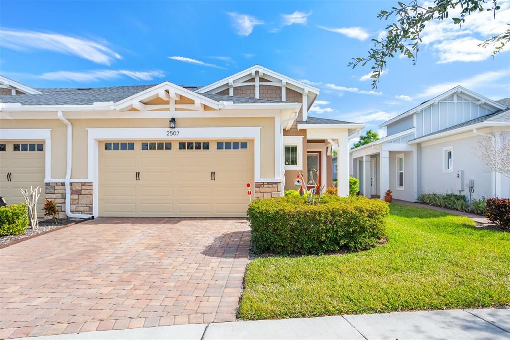 Recently Sold: $304,999 (2 beds, 2 baths, 1346 Square Feet)