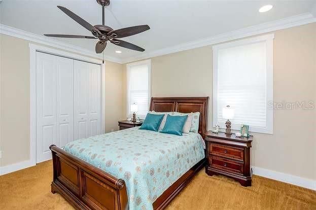 En Venta: $649,900 (4 camas, 3 baños, 2729 Pies cuadrados)