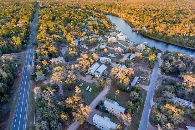 En Venta: $649,900 (4 camas, 3 baños, 2729 Pies cuadrados)