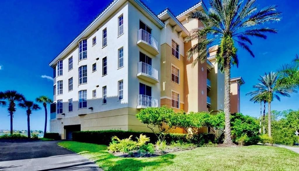 Activo con contrato: $3,750 (3 camas, 2 baños, 1917 Pies cuadrados)