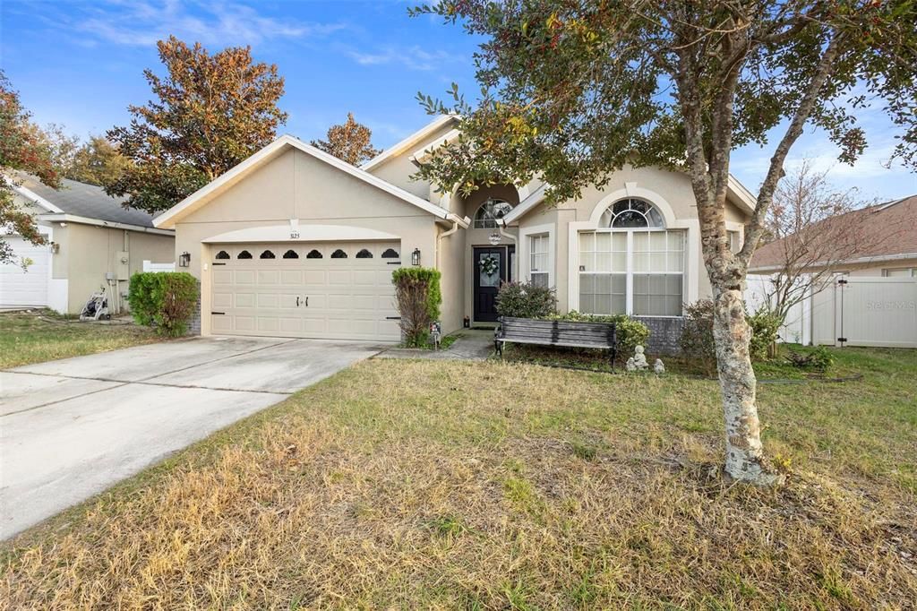 待售: $384,500 (4 贝兹, 2 浴室, 2106 平方英尺)