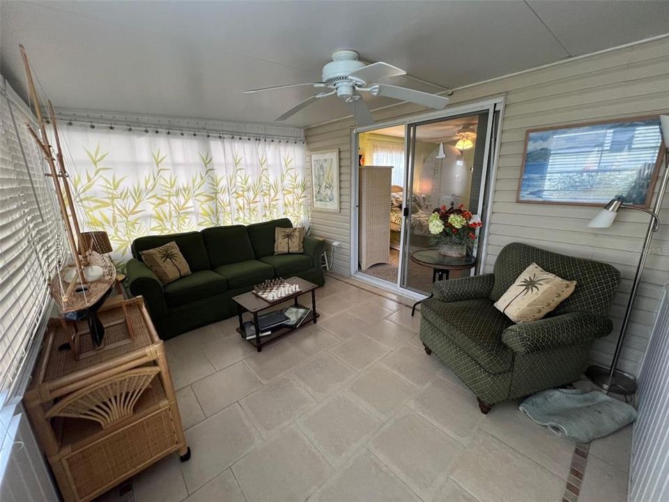 Active With Contract: $98,500 (2 beds, 2 baths, 856 Square Feet)
