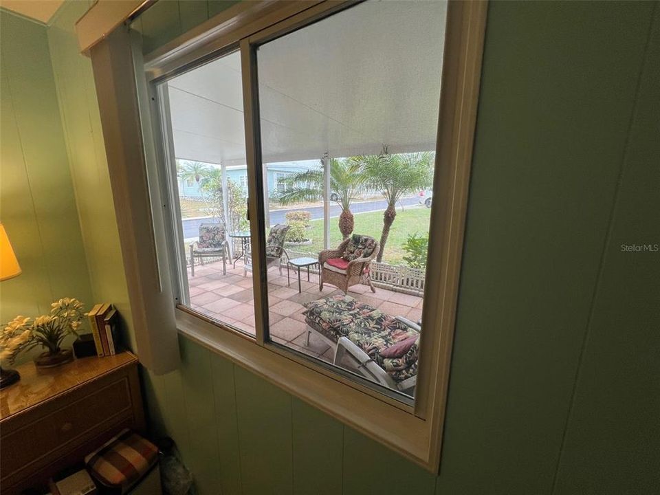 Active With Contract: $98,500 (2 beds, 2 baths, 856 Square Feet)