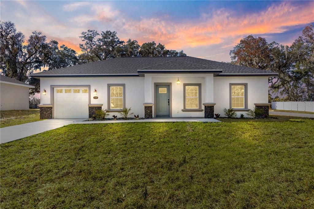 Recently Sold: $247,500 (3 beds, 2 baths, 1156 Square Feet)