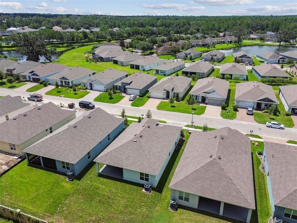 Под контрактом: $334,900 (2 спален, 2 ванн, 1698 Квадратных фут)