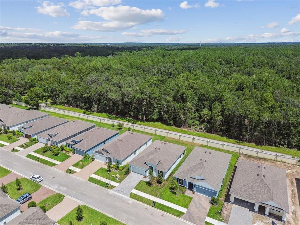 Под контрактом: $334,900 (2 спален, 2 ванн, 1698 Квадратных фут)