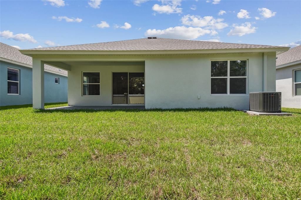 Под контрактом: $334,900 (2 спален, 2 ванн, 1698 Квадратных фут)