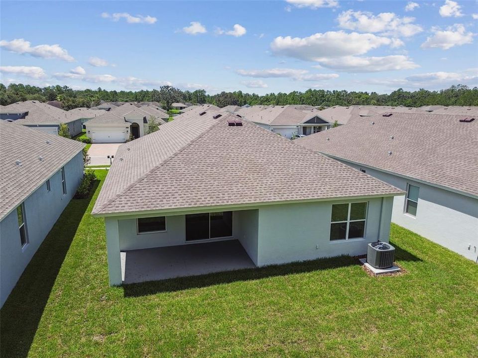 Под контрактом: $334,900 (2 спален, 2 ванн, 1698 Квадратных фут)