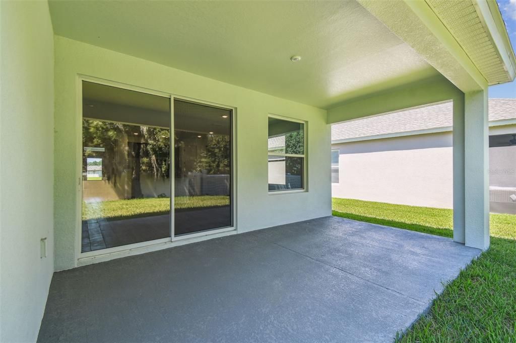 Под контрактом: $334,900 (2 спален, 2 ванн, 1698 Квадратных фут)