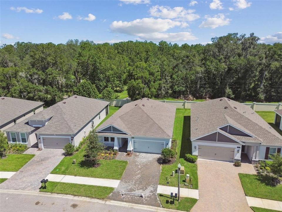 Под контрактом: $334,900 (2 спален, 2 ванн, 1698 Квадратных фут)