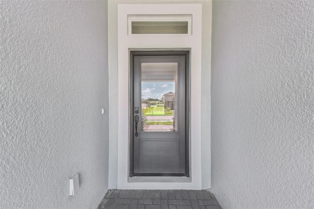 Под контрактом: $334,900 (2 спален, 2 ванн, 1698 Квадратных фут)