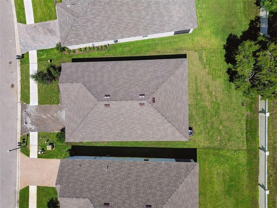 Под контрактом: $334,900 (2 спален, 2 ванн, 1698 Квадратных фут)