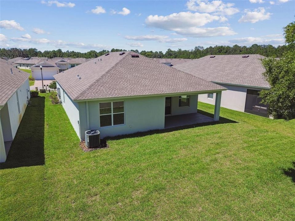 Под контрактом: $334,900 (2 спален, 2 ванн, 1698 Квадратных фут)