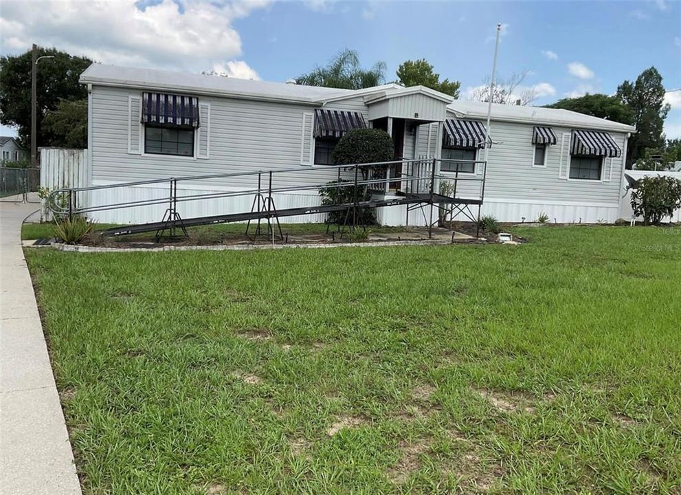 Recently Sold: $264,900 (2 beds, 2 baths, 1248 Square Feet)